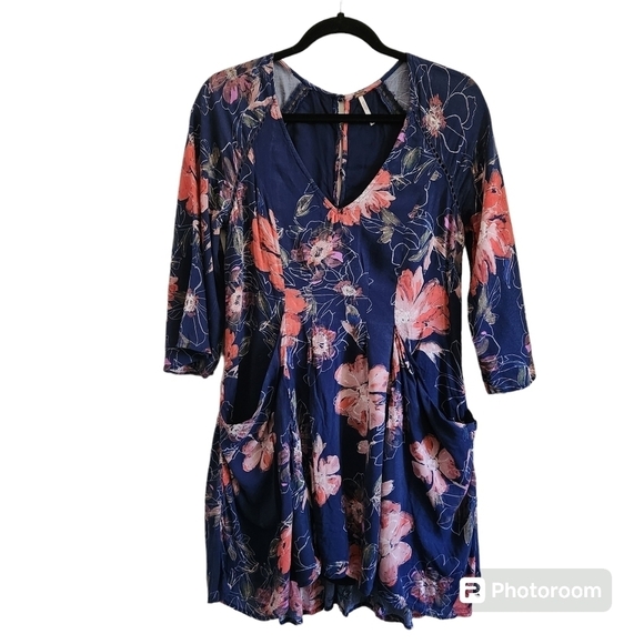 FREE PEOPLE EYES ON YOU PRINTED DRESS IN NAVY COMBO SIZE 4 FLORAL MINI - Picture 3 of 10